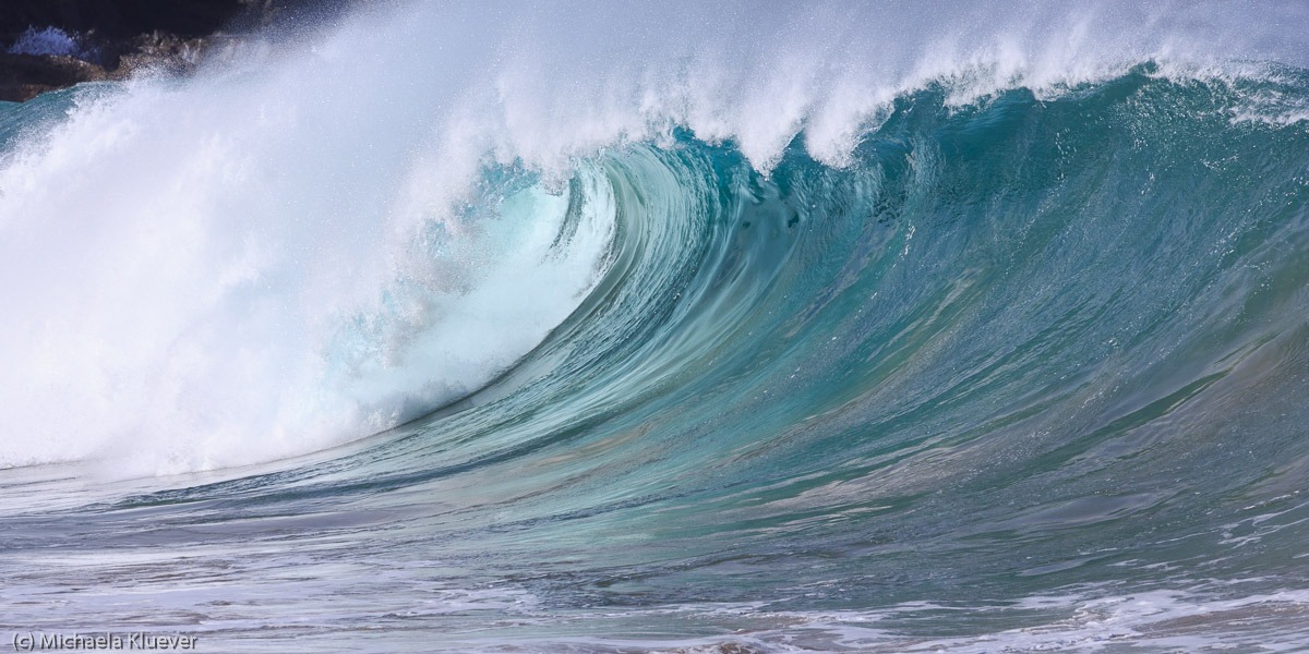 Wind und Wellen am Strand von Santa Caterina