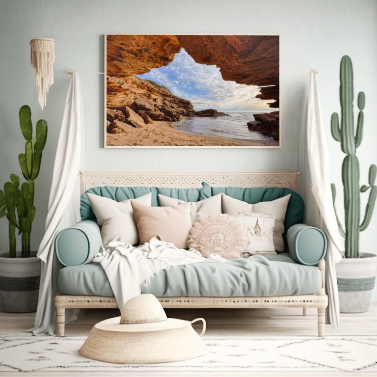 Ein Foto aus Sardinien "Grotte am Meer" als Wandbild im Wohnzimmer