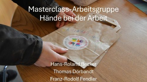Arbeitsgruppe Hände bei der Arbeit