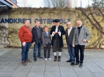 Eroeffnung der Fotoausstellung Torfkahnarmada