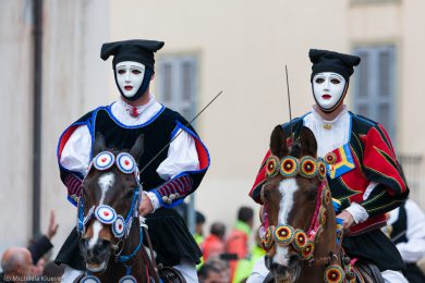 Fotografien von den Reiterfestspielen Sartiglia zum Carnevale auf Sardinien