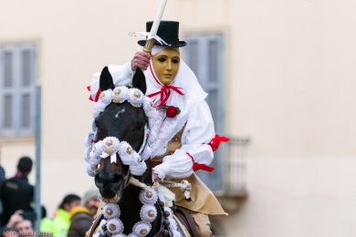 Fotografien von den Reiterfestspielen Sartiglia zum Carnevale auf Sardinien