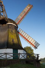 Fotografien der Windmuehlen im Teufelsmoor